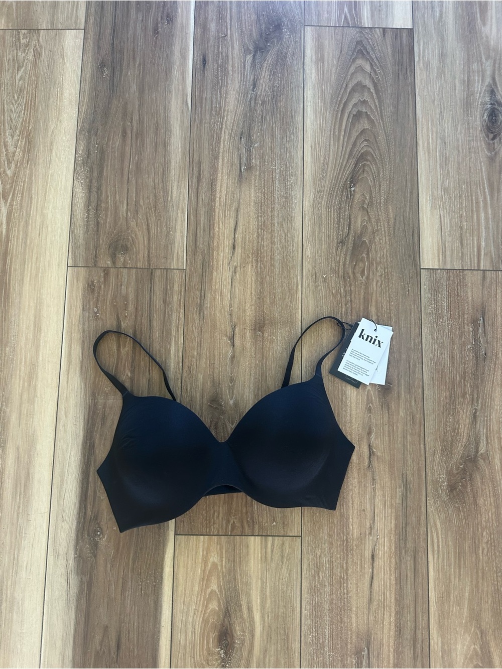 Knix womens black uplift push up bra size 34D NWT